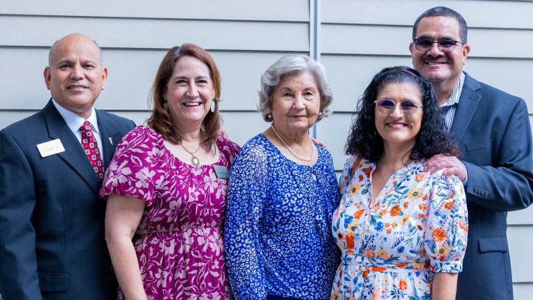 group-pix-outside_supporters_gradient